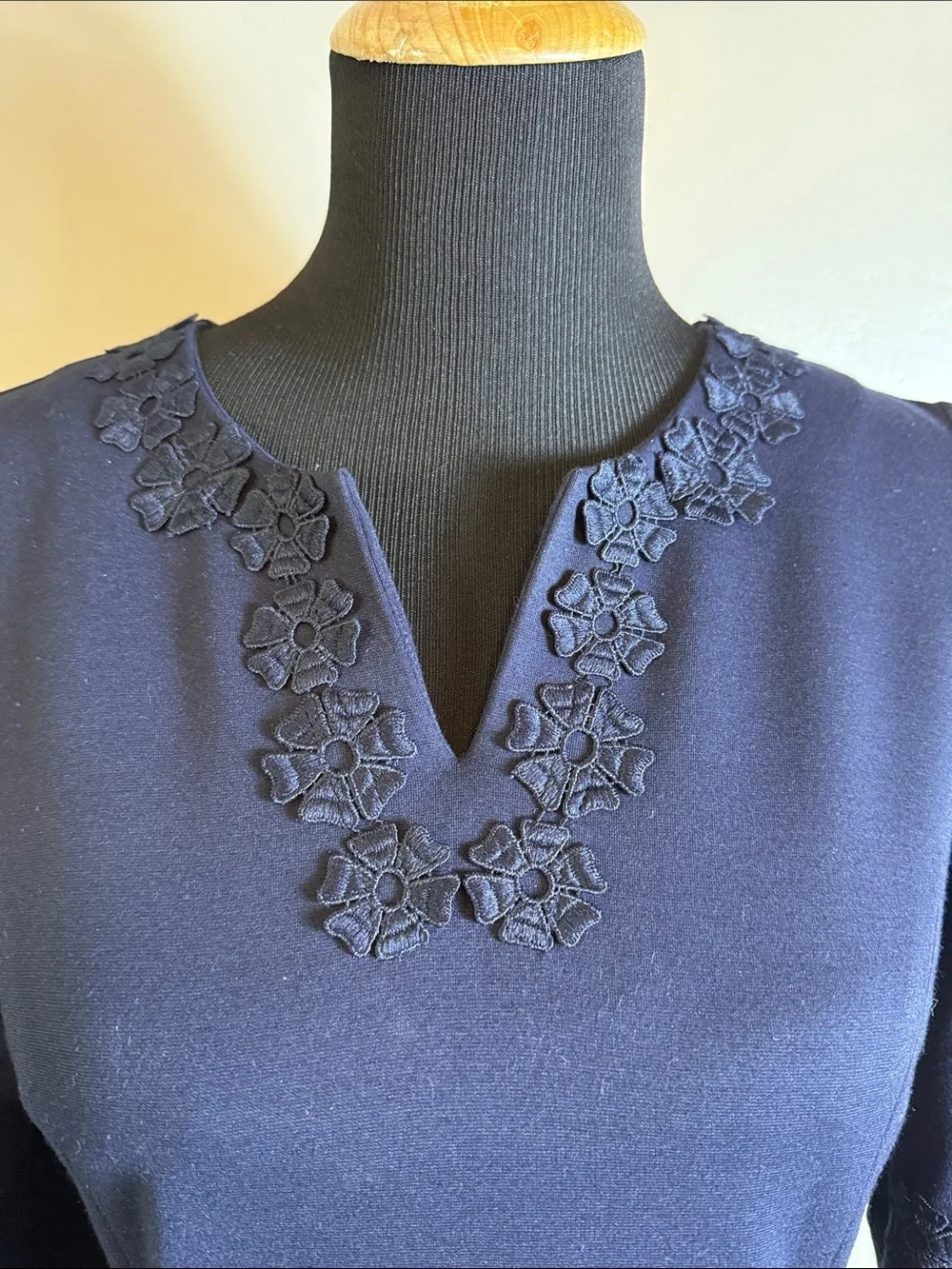 Talbots Navy Floral-Trim Sheath Dress Sz 6P